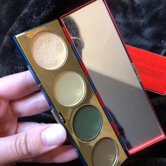 MAC Wonder Woman Valiant Quad - Picture 3 of 3